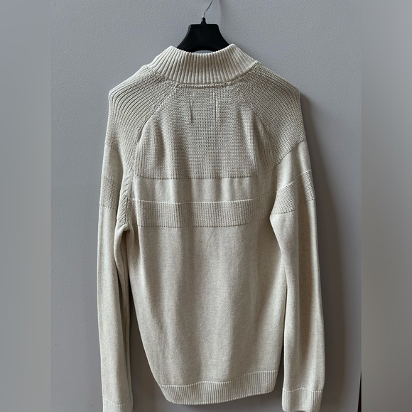 American Rag Men’s sweater - Picture 2 of 3